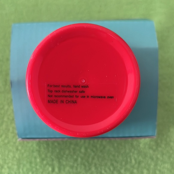 Floating Party Cup - Picture 4 of 4